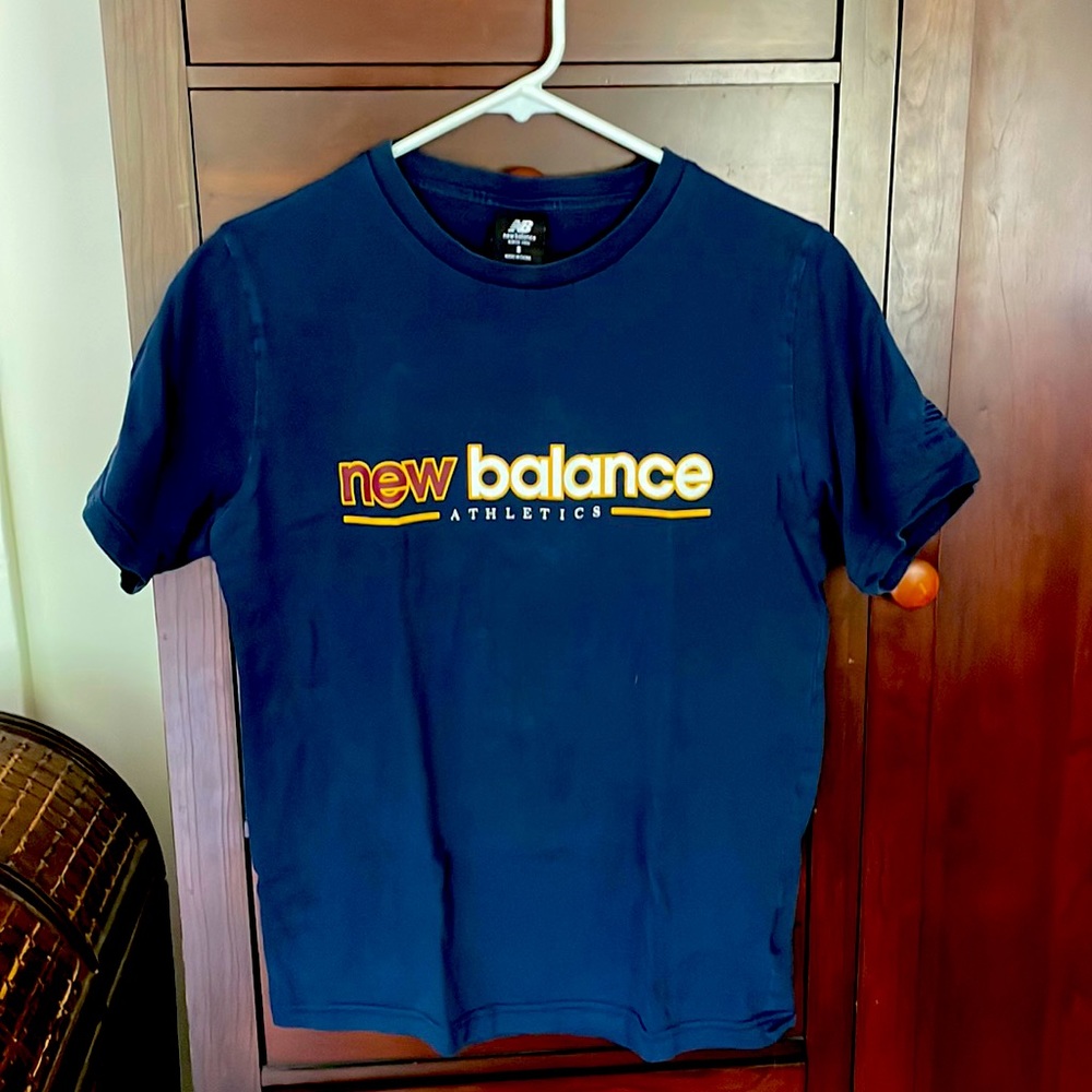 Men’s New Balance tshirt, navy, small
